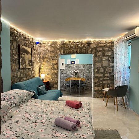 Apartments Hana Makarska Exteriör bild